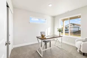 1433 NW Willow Parkway Rd, Madras, OR 97741 - Photo 4