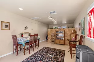 325 Jackson Creek Dr, Jacksonville, OR 97530 - Photo 50