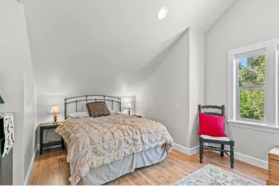 325 Jackson Creek Drive, Jacksonville, OR 97530 - Photo 46