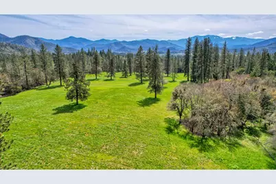 858 Missouri Flat Road, Grants Pass, OR 97527 - Photo 30