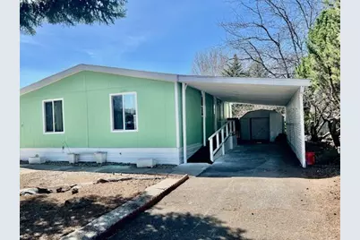 3500 Summers Lane #UNIT 17, Klamath Falls, OR 97603 - Photo 2