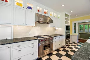 586 B St, Ashland, OR 97520 - Photo 18