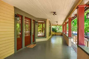 586 B St, Ashland, OR 97520 - Photo 6