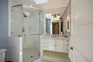 586 B St, Ashland, OR 97520 - Photo 48