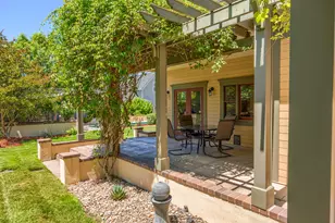 586 B St, Ashland, OR 97520 - Photo 60