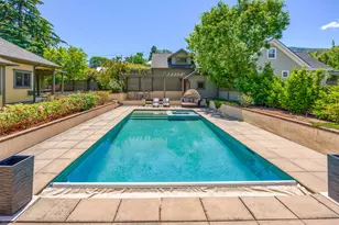 586 B St, Ashland, OR 97520 - Photo 74