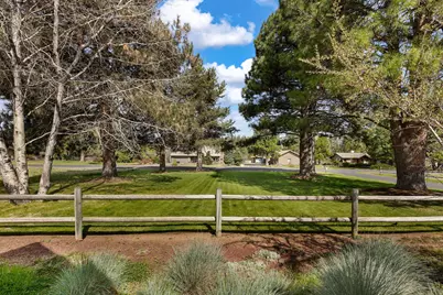 26247 SW Metolius Meadows Drive, Camp Sherman, OR 97730 - Photo 10