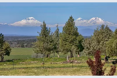 12512 SW Cornett Loop, Powell Butte, OR 97753 - Photo 38