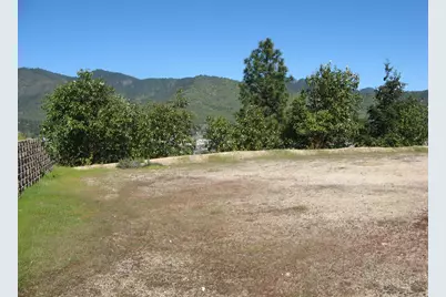 1129 NW Starlite Place, Grants Pass, OR 97526 - Photo 8