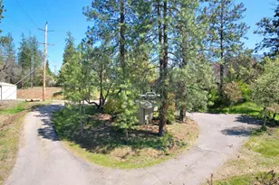 8264 Hwy 238, Jacksonville, OR 97530 - Photo 6