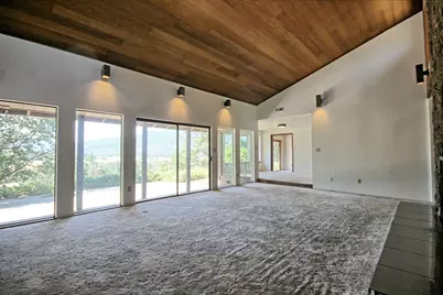 8264 Highway 238, Jacksonville, OR 97530 - Photo 22