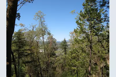 Bushnell Way #412, Grants Pass, OR 97527 - Photo 1