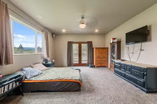 9500 Butte Falls Hwy, Eagle Point, OR 97524 - Photo 22