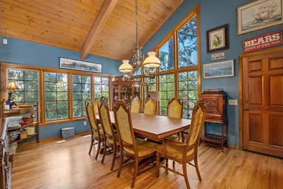 240 NE Scenic Drive, Grants Pass, OR 97526 - Photo 10