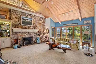 240 NE Scenic Drive, Grants Pass, OR 97526 - Photo 6