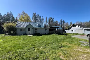 2970 Elk Ln, Grants Pass, OR 97527 - Photo 6