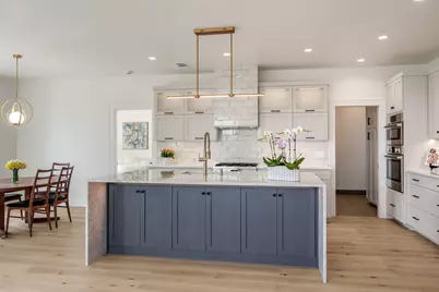 913 Granite Ridge Circle, Jacksonville, OR 97530 - Photo 10