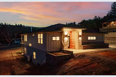 913 Granite Ridge Circle, Jacksonville, OR 97530 - Photo 50