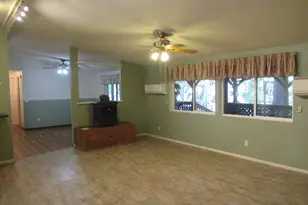 8909 Cedar Way, Klamath Falls, OR 97601 - Photo 16