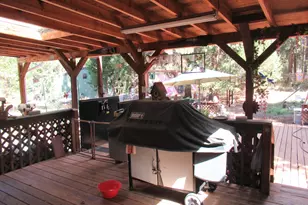 8909 Cedar Way, Klamath Falls, OR 97601 - Photo 32