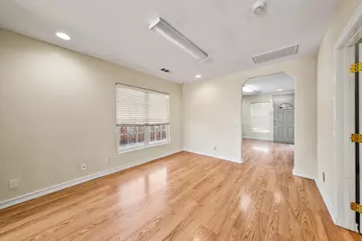 319 S Ivy Street, Medford, OR 97501 - Photo 12