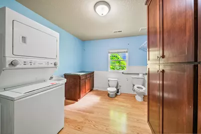 319 S Ivy Street, Medford, OR 97501 - Photo 18