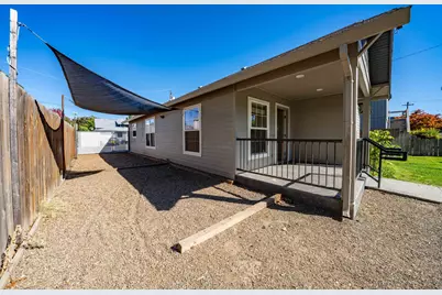 319 S Ivy Street, Medford, OR 97501 - Photo 24