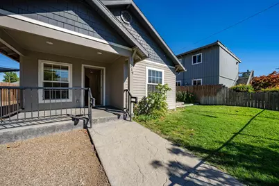 319 S Ivy Street, Medford, OR 97501 - Photo 6