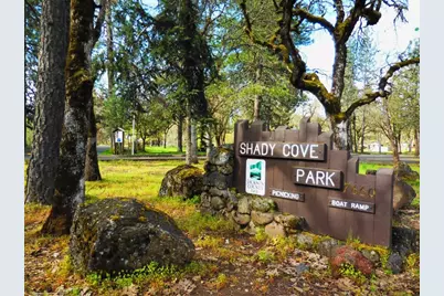 176 Cindy Way, Shady Cove, OR 97539 - Photo 6