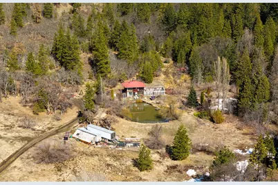 2000 Colestin Road, Ashland, OR 97520 - Photo 12