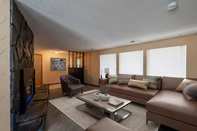20580 Klahani Drive, Bend, OR 97702 - Photo 10