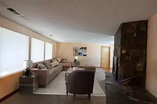 20580 Klahani Dr, Bend, OR 97702 - Photo 8