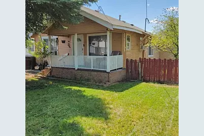 3236 Cannon Avenue, Klamath Falls, OR 97603 - Photo 1