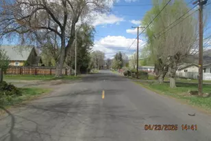 2914 Bisbee St, Klamath Falls, OR 97603 - Photo 36