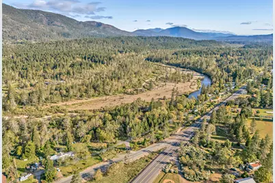100 Burch Drive, Cave Junction, OR 97523 - Photo 14