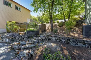 2229 SE Linden Ln, Grants Pass, OR 97527 - Photo 52