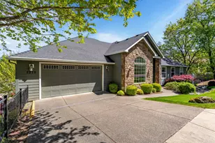 2229 SE Linden Ln, Grants Pass, OR 97527 - Photo 46