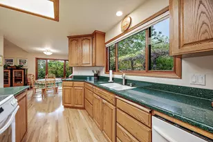 440 Richard Way, Jacksonville, OR 97530 - Photo 22