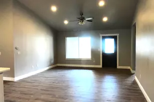 5218 Lyptus Ln, Klamath Falls, OR 97601 - Photo 4