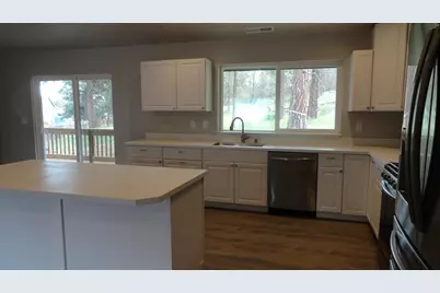 5218 Lyptus Lane, Klamath Falls, OR 97601 - Photo 8