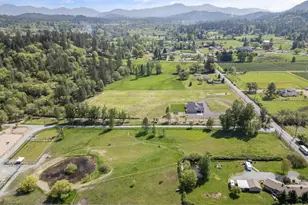 5802 Jerome Prairie Rd, Grants Pass, OR 97527 - Photo 44