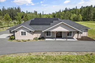 5802 Jerome Prairie Rd, Grants Pass, OR 97527 - Photo 2