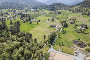 5802 Jerome Prairie Rd, Grants Pass, OR 97527 - Photo 46