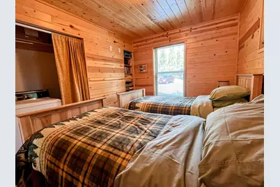 11762 Hemlock Creek Road, Crescent Lake, OR 97733 - Photo 22