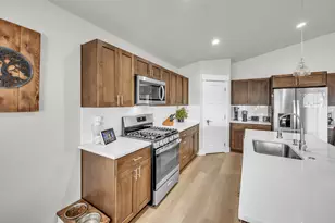 51751 Morning Pne Dr, La Pine, OR 97739 - Photo 10