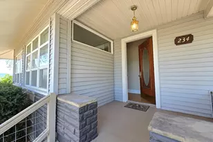 234 N 1st St, Klamath Falls, OR 97601 - Photo 2