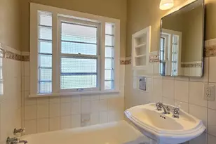 234 N 1st St, Klamath Falls, OR 97601 - Photo 16