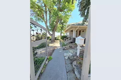 234 N 1st Street, Klamath Falls, OR 97601 - Photo 32