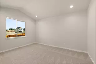 109 Valemont Dr, Eagle Point, OR 97524 - Photo 12