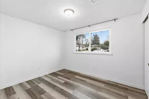 1687 Lillian St, Medford, OR 97501 - Photo 14